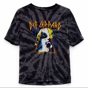 Def Leppard Tie-Dye Graphic T-Shirt | Size L